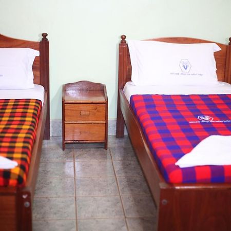 Miryams Village Inn Safari Lodge Sultan Hamud Exterior photo